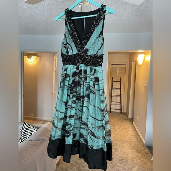 ZaraWoman - 100% Silk sleeveless dress bead detail. Open back. Size S - Picture 6 of 6